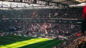 罗德里获FIFA世界杯金球，梅西被十余家媒体评为赛事最佳（配图示意）